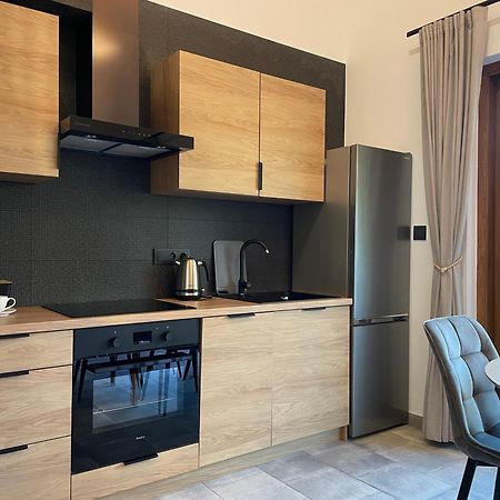 Lovelas - Apartamenty 斯梅瑞克 外观 照片